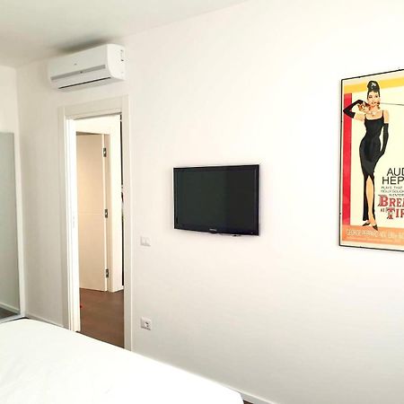 Appartamento Cinema Impero - Posto Auto Privato เซียนา ห้อง รูปภาพ